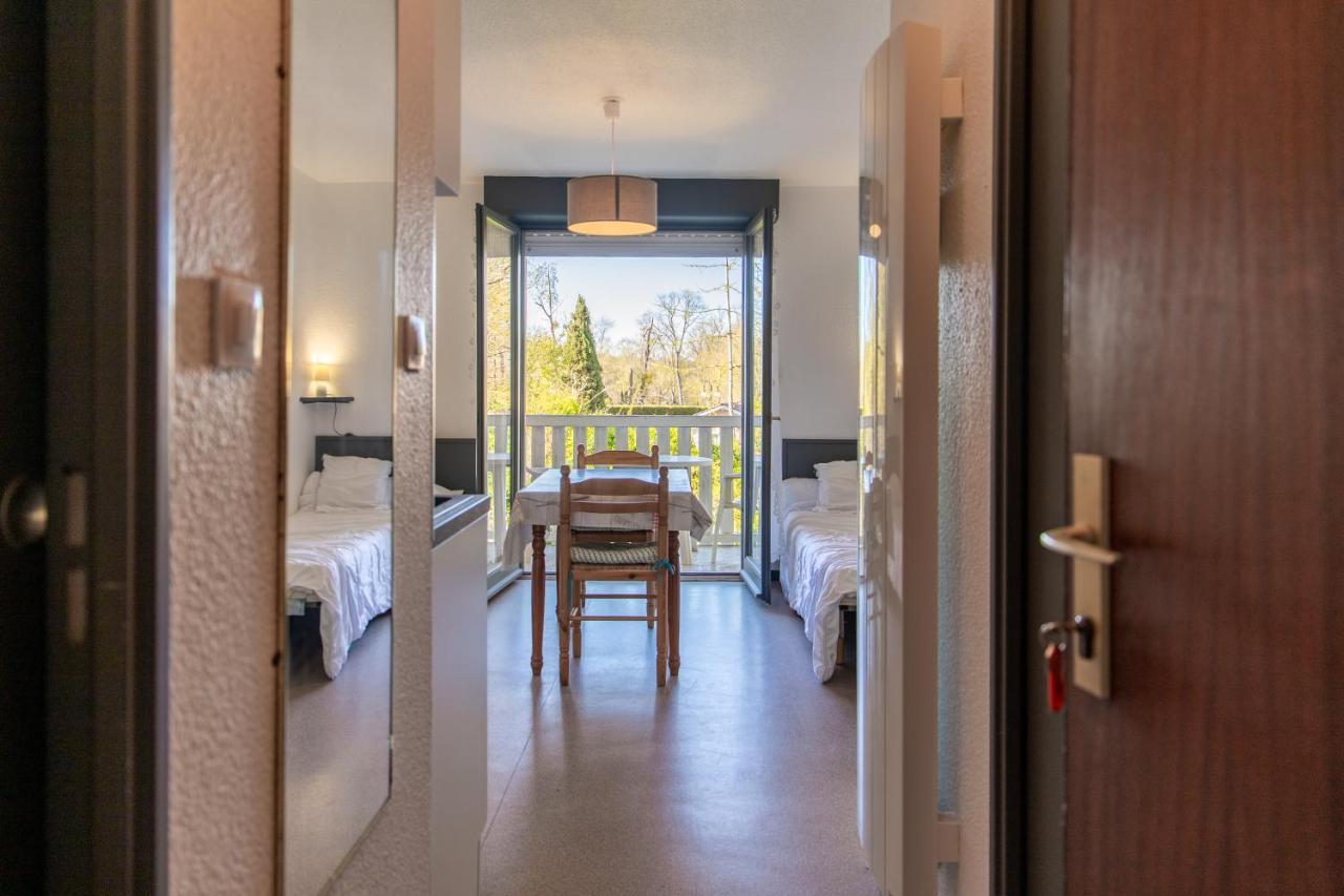 Appartement T1 A 300M Des Thermes De Barbotan Luaran gambar